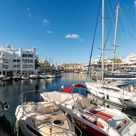 Apartment Malagasuite Puerto Marina