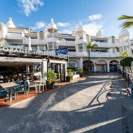 Apartment Malagasuite Puerto Marina Benalmadena