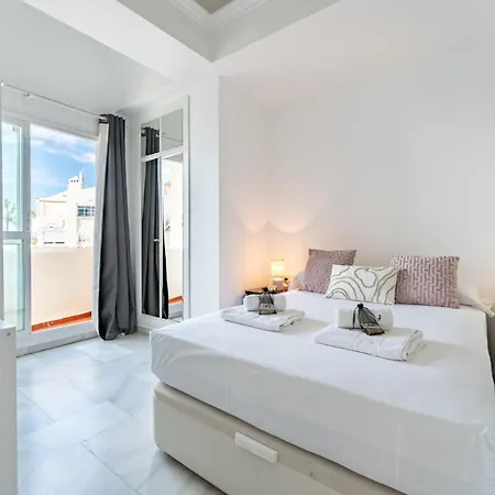 Apartment Malagasuite Puerto Marina